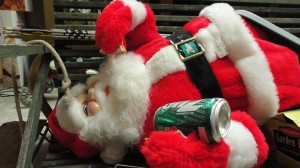 Wait a second... Santa Doesn't drink 7UP! What kind of evil Krampus Santa clone are you!!! Run Kids! Run!